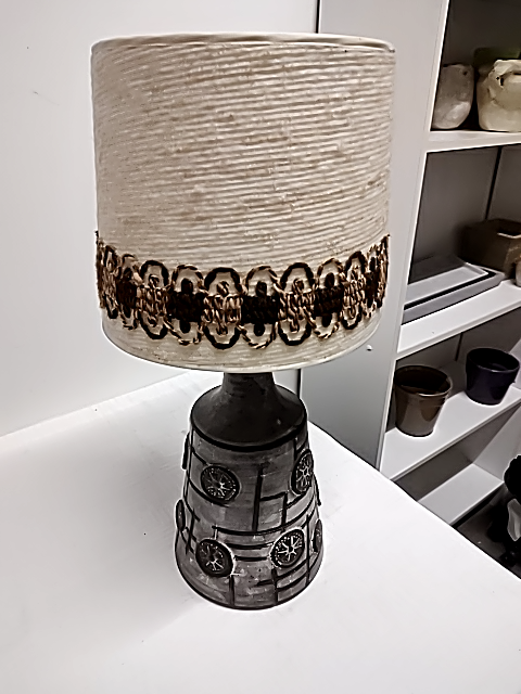 Keramik lampefod m/ retro skærm